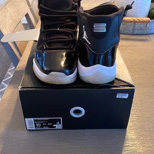 Men’s nike Jordan 11 retro jubilee size 10